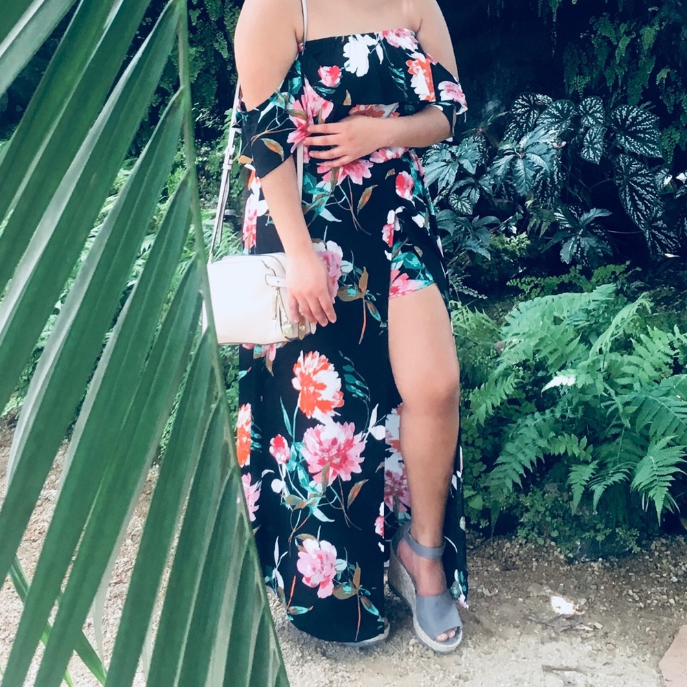 ⭐️ Floral Romper Maxi Dress